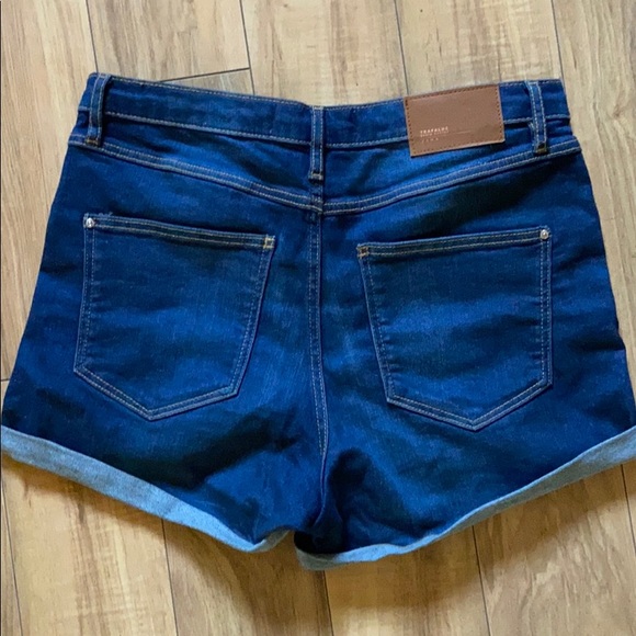 Zara shorts - Picture 4 of 4